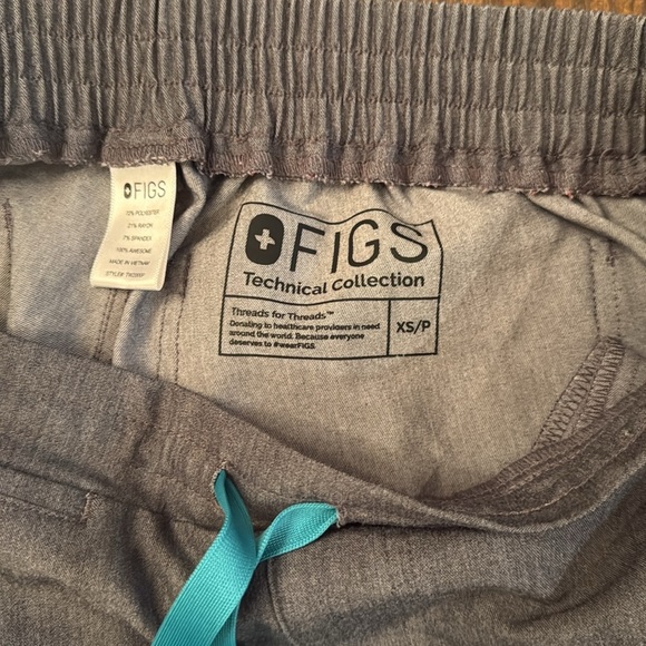 FIGS Technical Collection Medical Scrubs Pants. Size XS - Picture 7 of 7